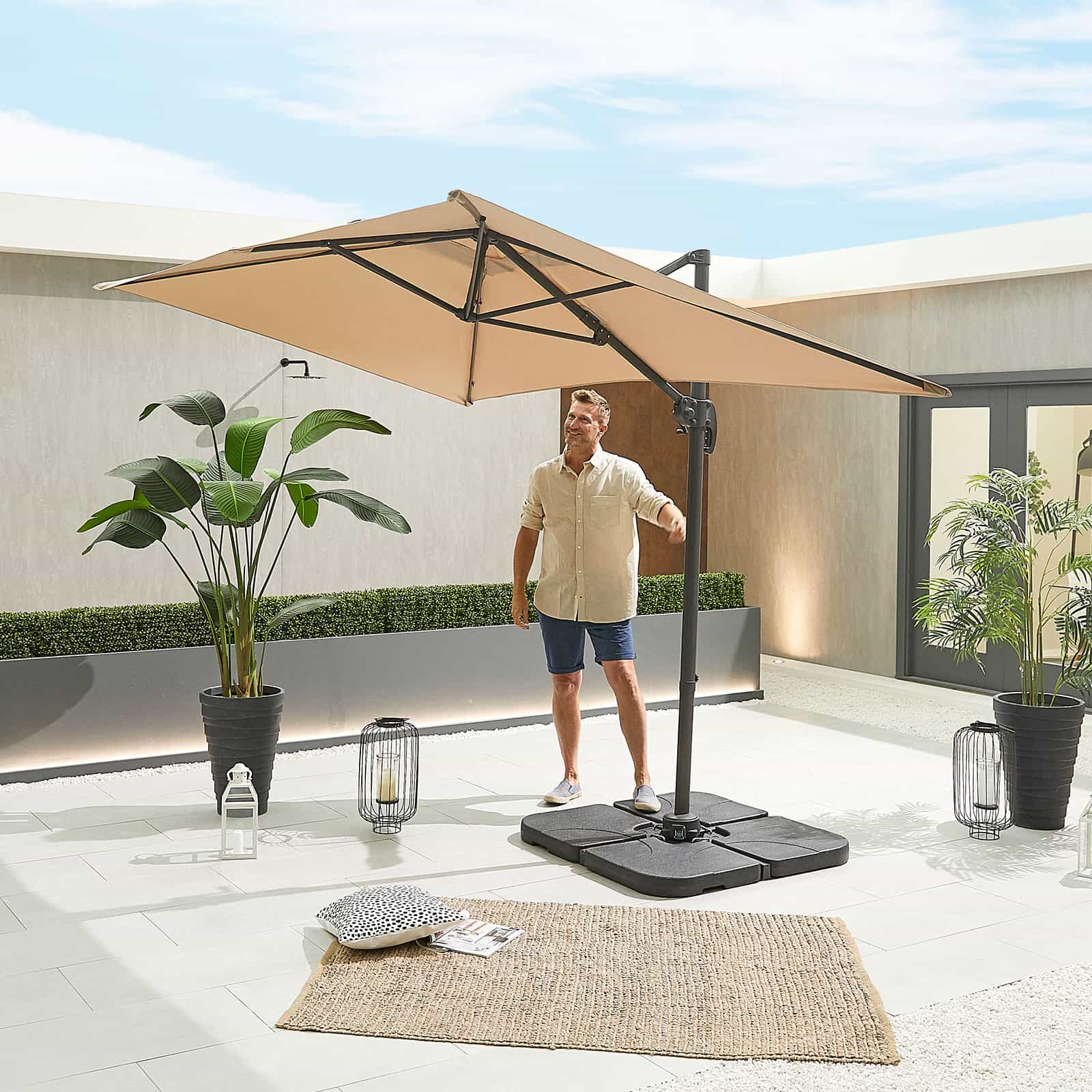 Nova - Solis Cantilever Parasol - 3m x 2m Rectangular - Beige